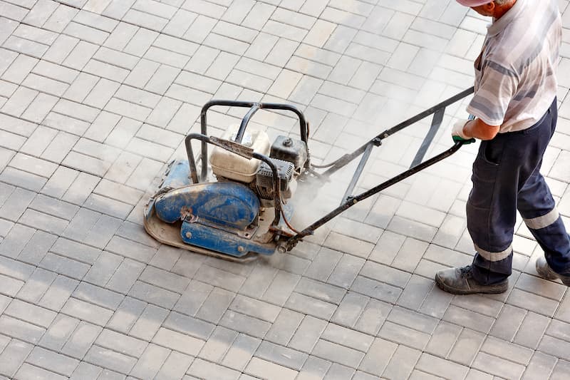 Paver sanding